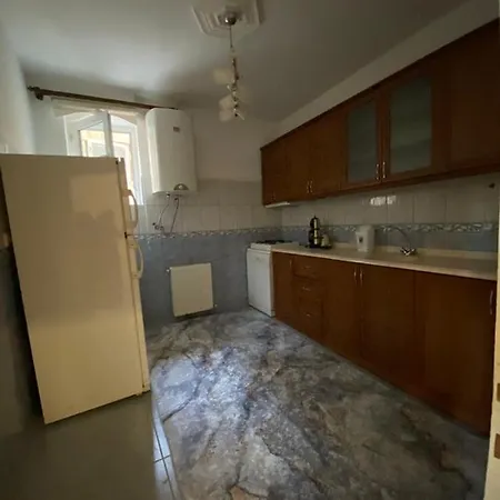Apartment Budak